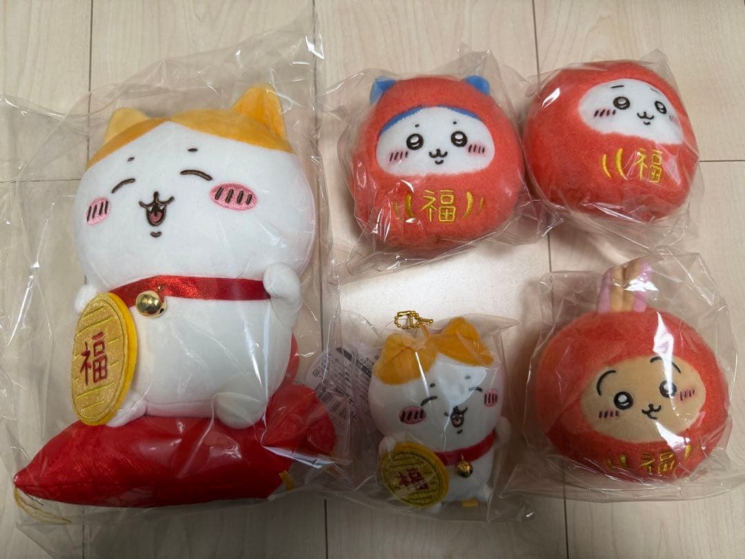 ちいかわ 招福　だるま 5点セット（ハチワレぬいぐるみ・マスコット他）