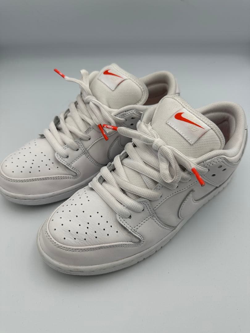 NIKE SB DUNK LOW PRO ”TRIPLE WHITE\