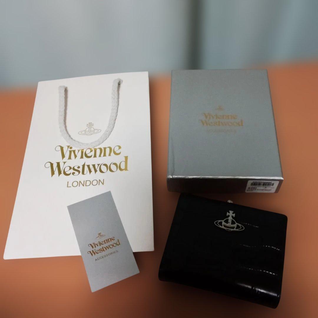 新品未使用 Vivienne Westwood 二つ折り財布