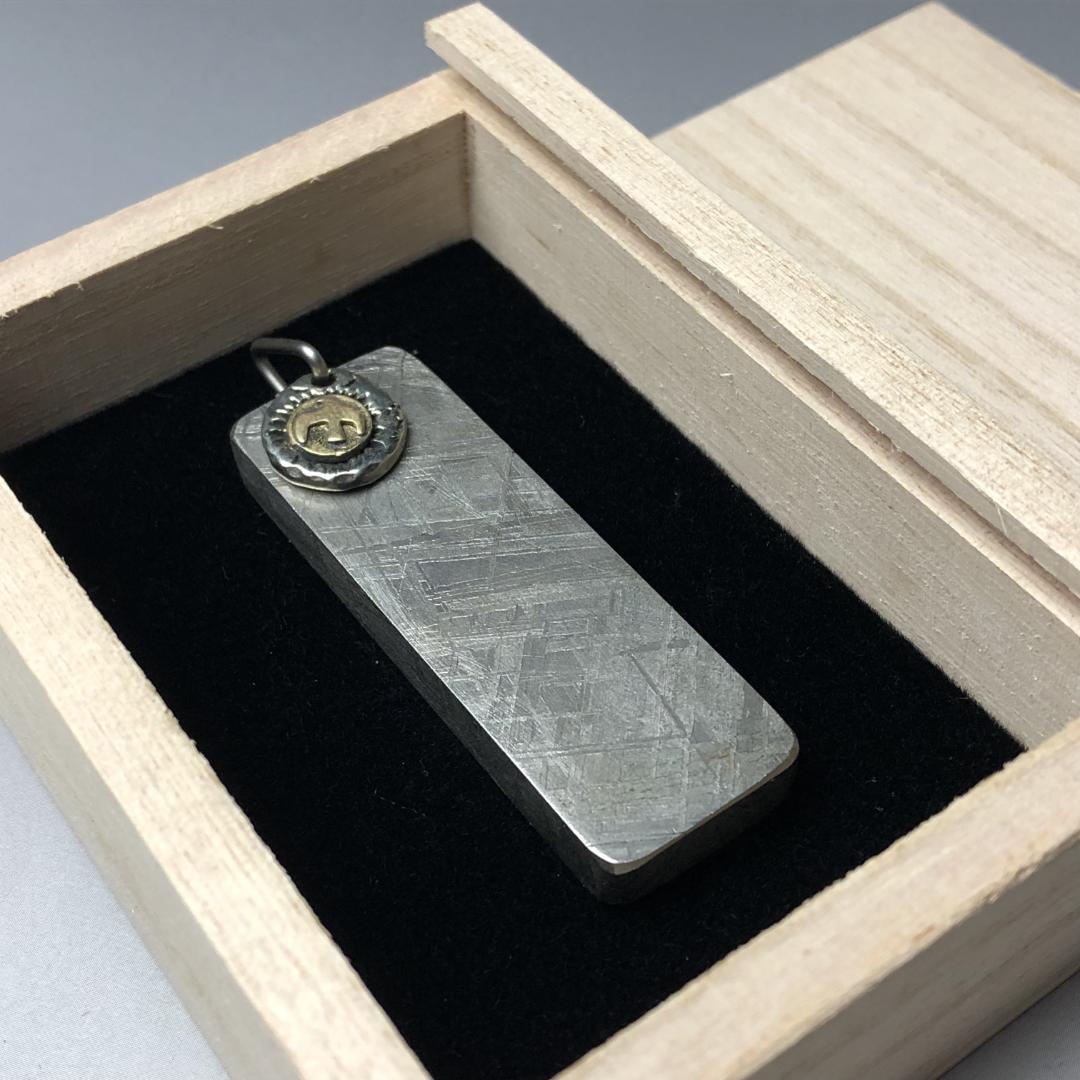 ムオニオナルスタ隕石　メッキ処理済み　ペンダントトップ　 鉄隕石　重さ約61ｇ