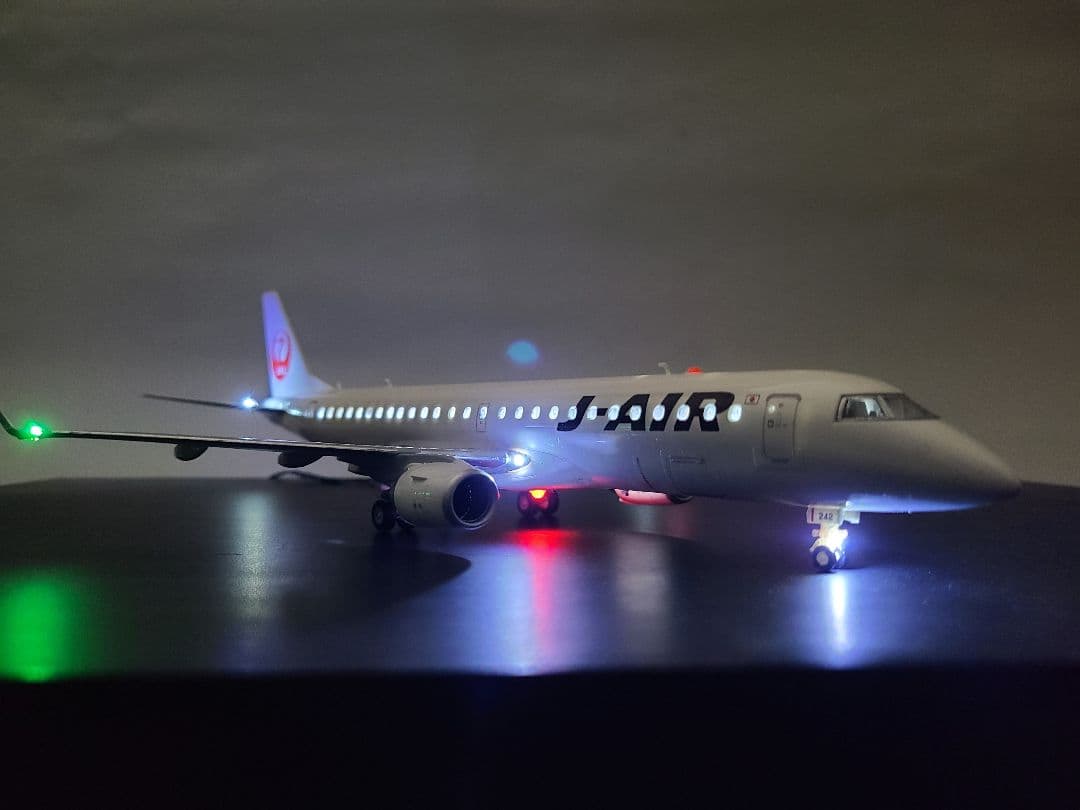 JAL エンブラエル E190 LED仕様 完成品