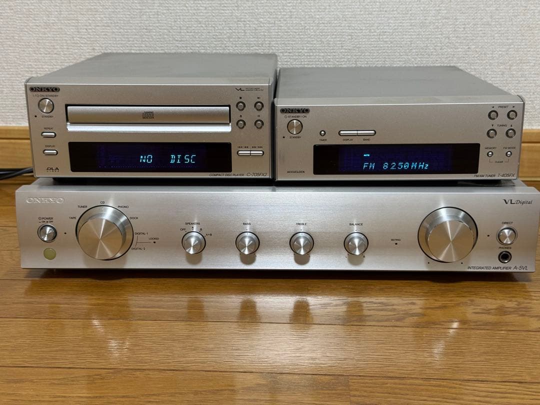 Onkyo A-5VL- CDプレーヤー FMラジオ