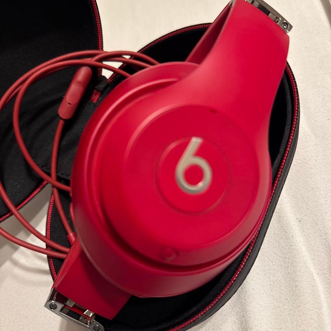 Beats ワイヤレスヘッドホン レッド