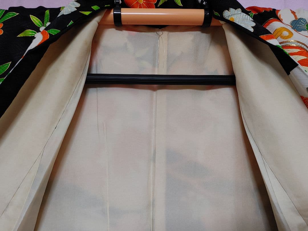 　成人式　豪華振袖　レトロ振袖　黒　振袖のみ