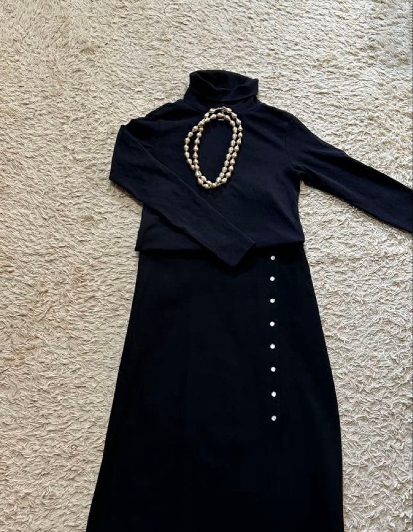 【新品】アニエスベー 黒 膝丈スカート M サイズ2 ⭐︎定価約４万 ⭐︎人気