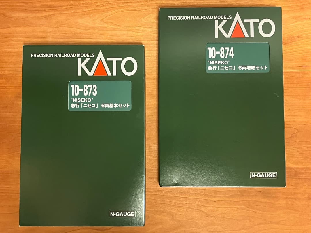 KATO Nゲージ急行ニセコ セット ( C62 x 2＋客車12両 )