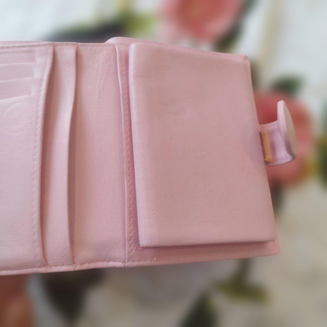 ②シャネルキャビアスキン　がま口コンパクト財布