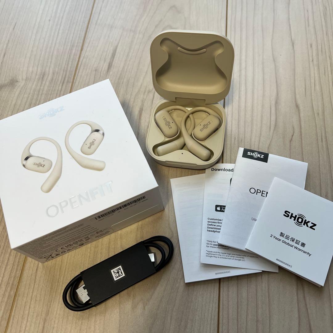 美品 Shokz OpenFit ホワイト 充電ケース付 イヤホン