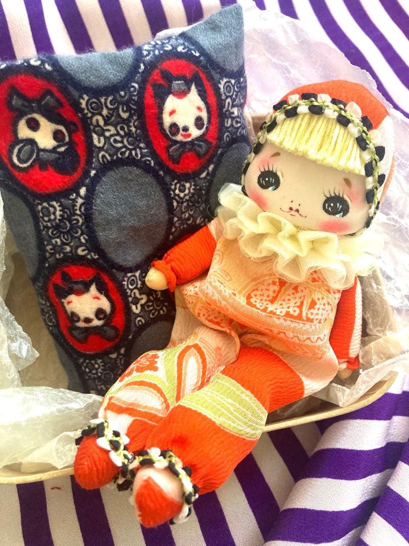 ももです。つきもとつきこの文化人形