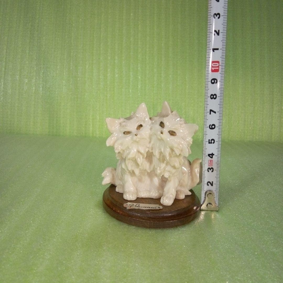 アンティークな猫の置物　仲良し　白猫　ペルシャ？　長毛種？　Whitecat