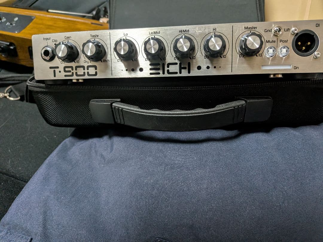 ベース EICH T900