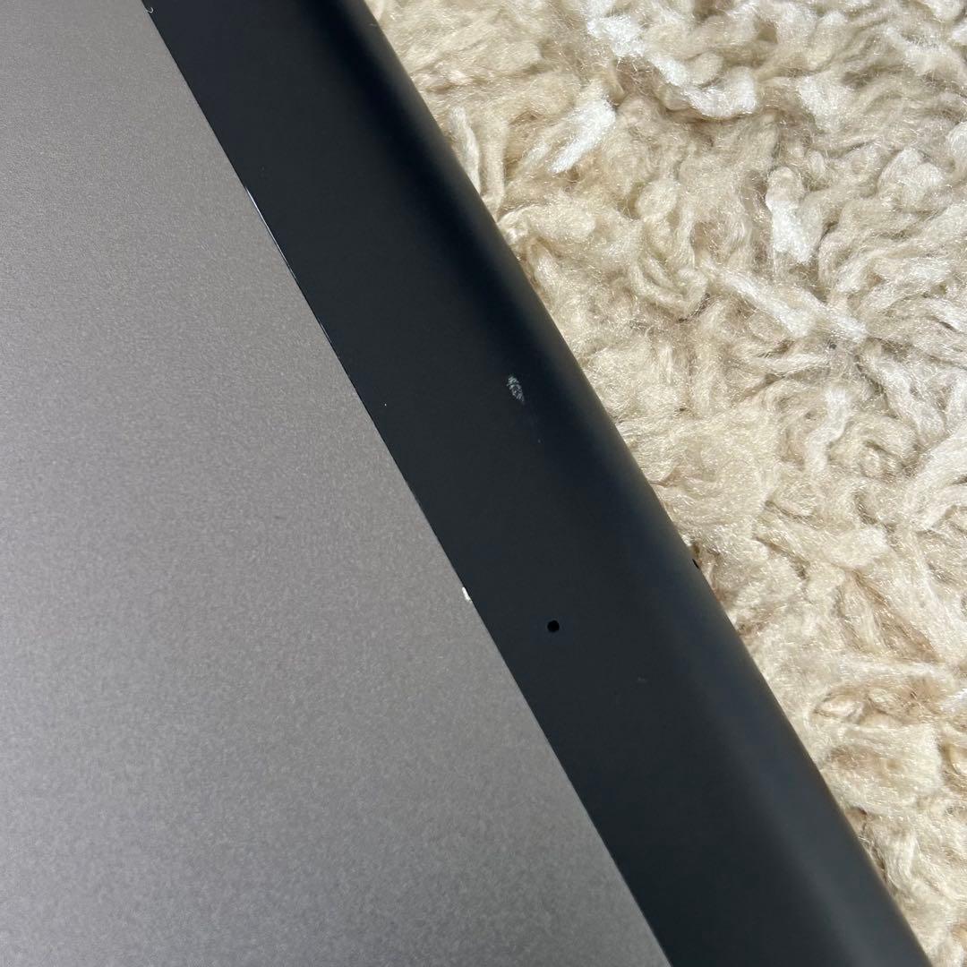iPad 第8世代 セルラーモデル 32GB スペースグレイ Apple