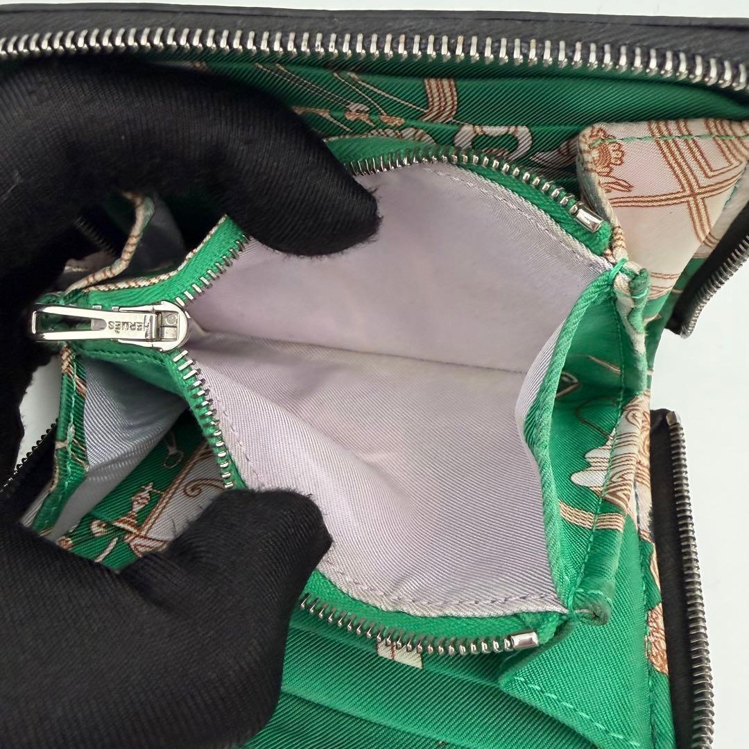 美品✨エルメス アザップ シルクイン コンパクト ブラック U刻印 財布 822