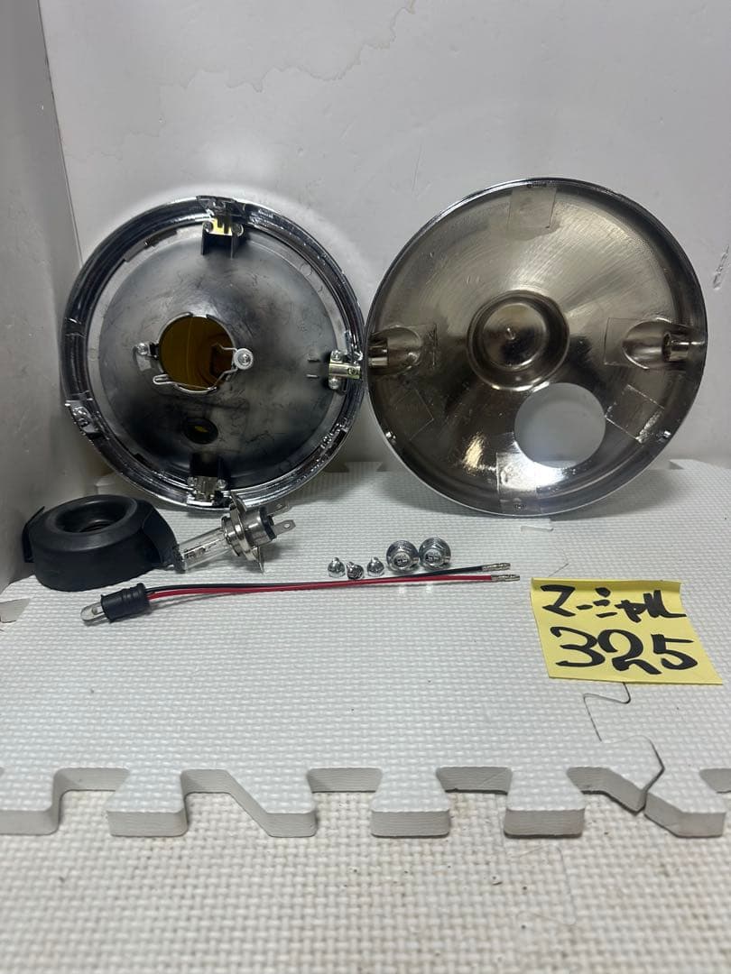 当時物マーシャル889レンズ付きヘッドライトASSYS.E.V. MARCHAL