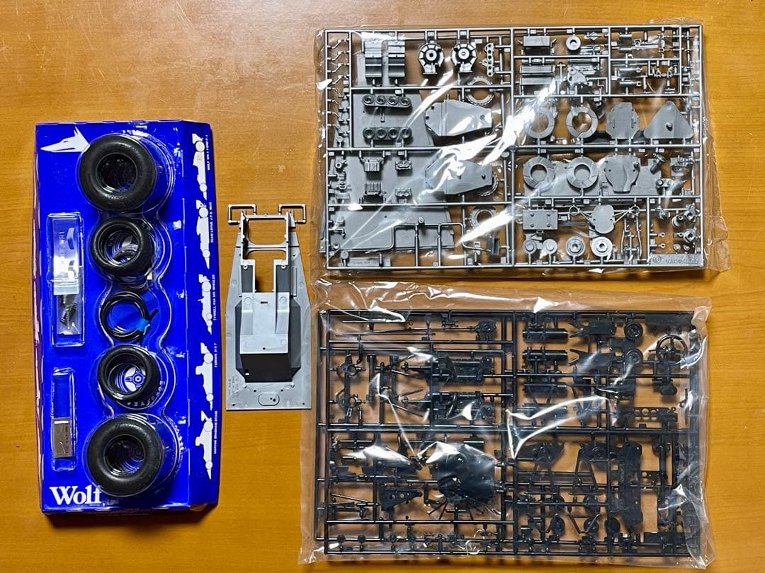タミヤ　1/12 ウルフWR-1 フォード