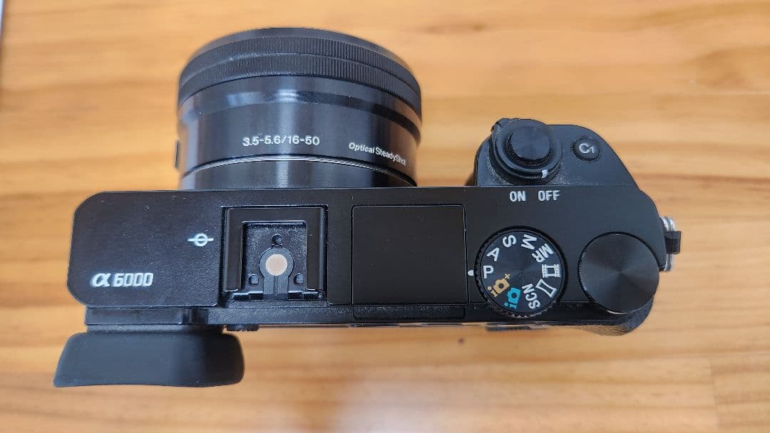 【動作良好】SONY ミラーレス一眼 α6000 パワーズームレンズキット 黒