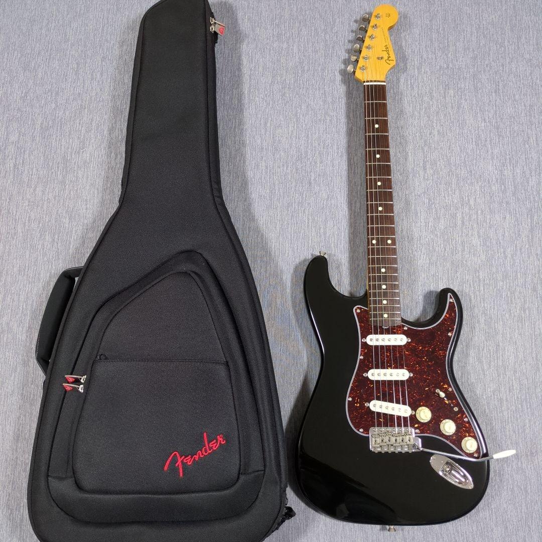 Fender エレキギター ブラック ギグバッグ付き