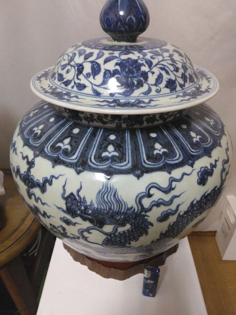 中国美術青花竜紋大壺