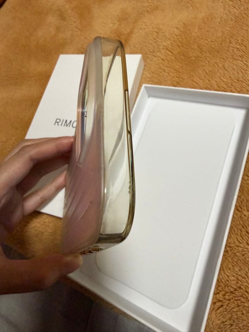 RIMOWA iPhone 16 Pro Max ケース