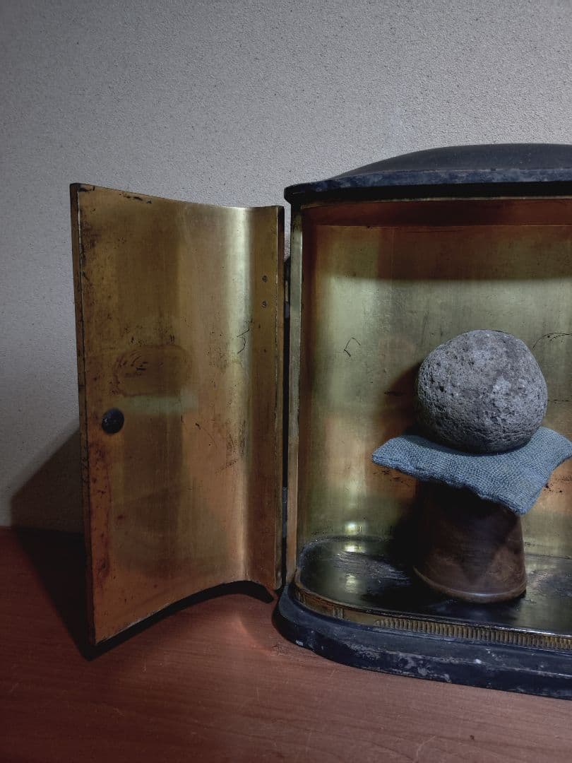 地域に根づいた 丸石神 厨子入り 民衆仏 民間仏 仏教美術