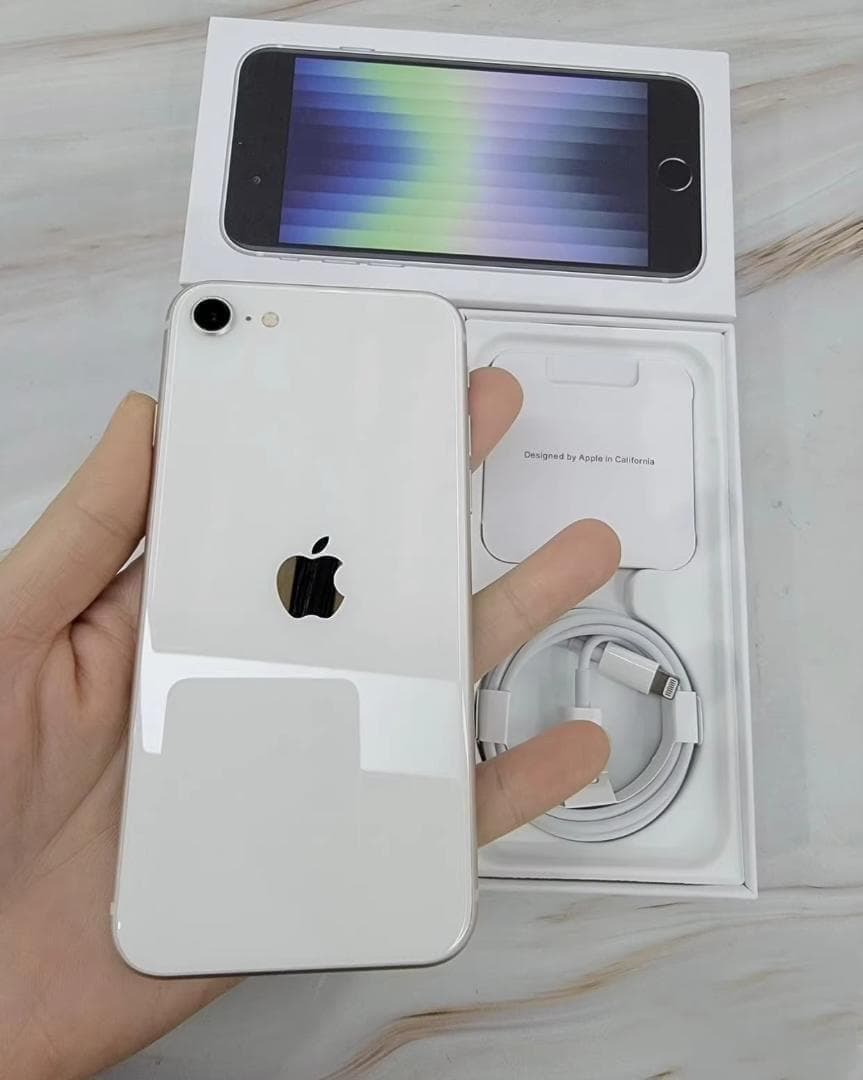 【期間限定／超美品】iPhone SE3 128GB｜SIMフリー｜スターライト