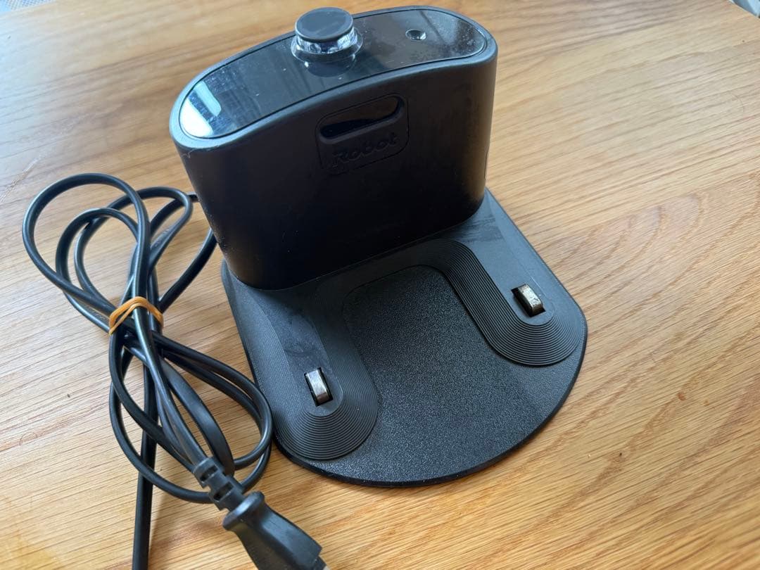 iRobot ルンバ i7 掃除ロボット　アイロボット　ロボット掃除機