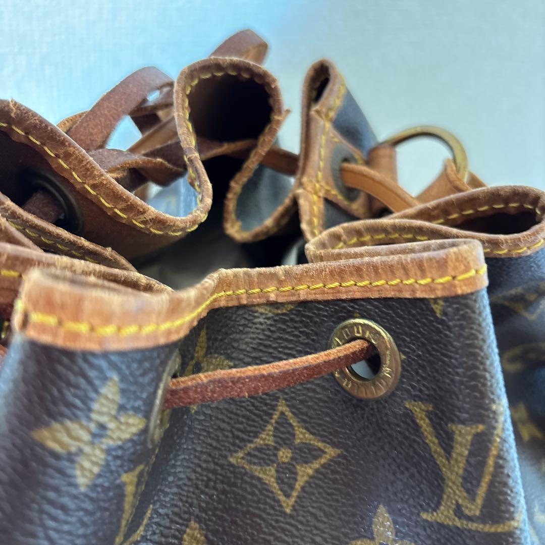 ルイ・ヴィトン　LOUIS VUITTON モノグラムショルダーバッグ　巾着