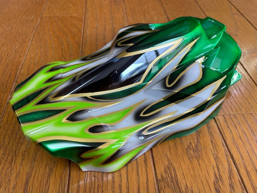 DB 01 ドゥルガ　タミヤ新品塗装済ボディ　緑系