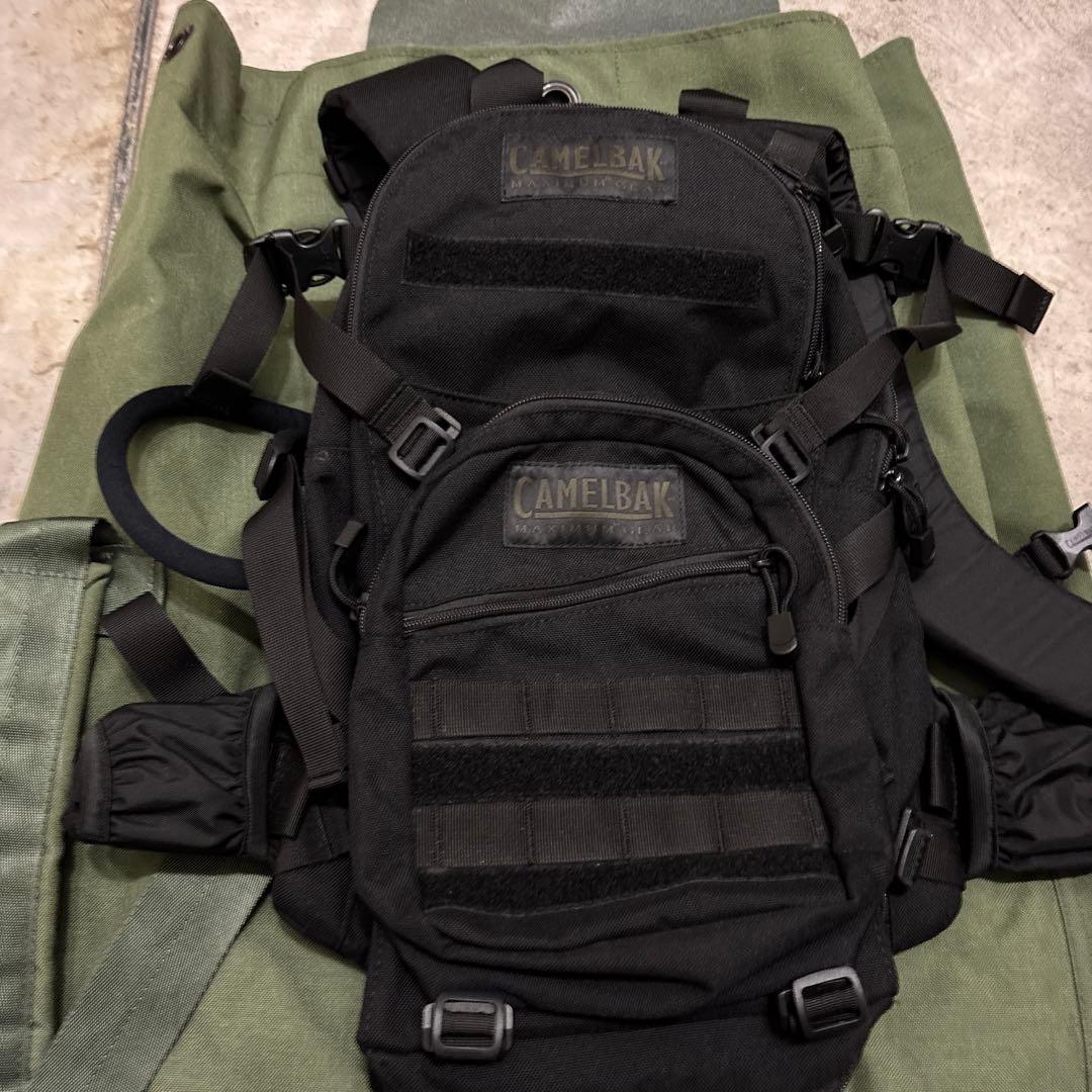 米軍放出品 CAMELBAK製 キャメルバック 黒 ハイドレーション USN