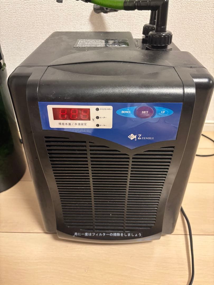 Ｂ*Ｔ様 ZENSUI クーラーZR75W デジタル温度表示