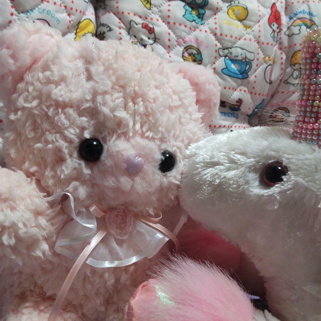 ピンクのリボン付きクマのぬいぐるみ ファンシーわたあめくまちゃん