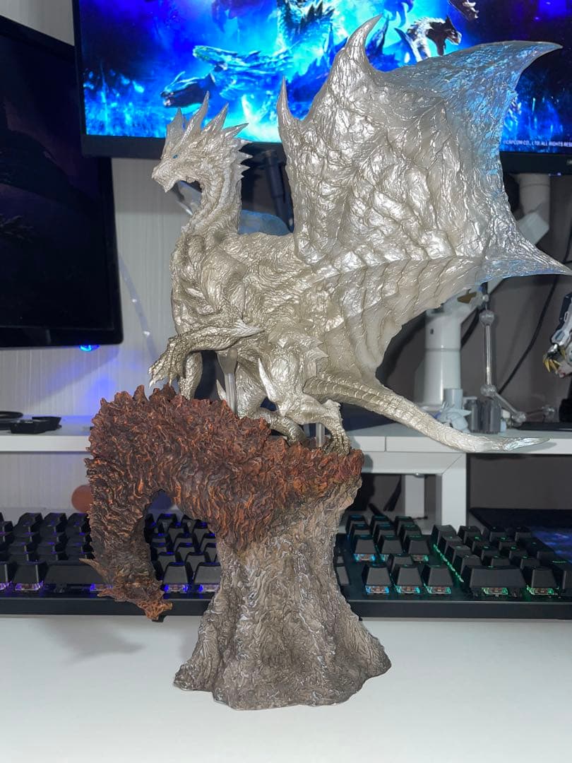 ら*ら様 クリエイターズモデル クシャルダオラ 脱皮ver