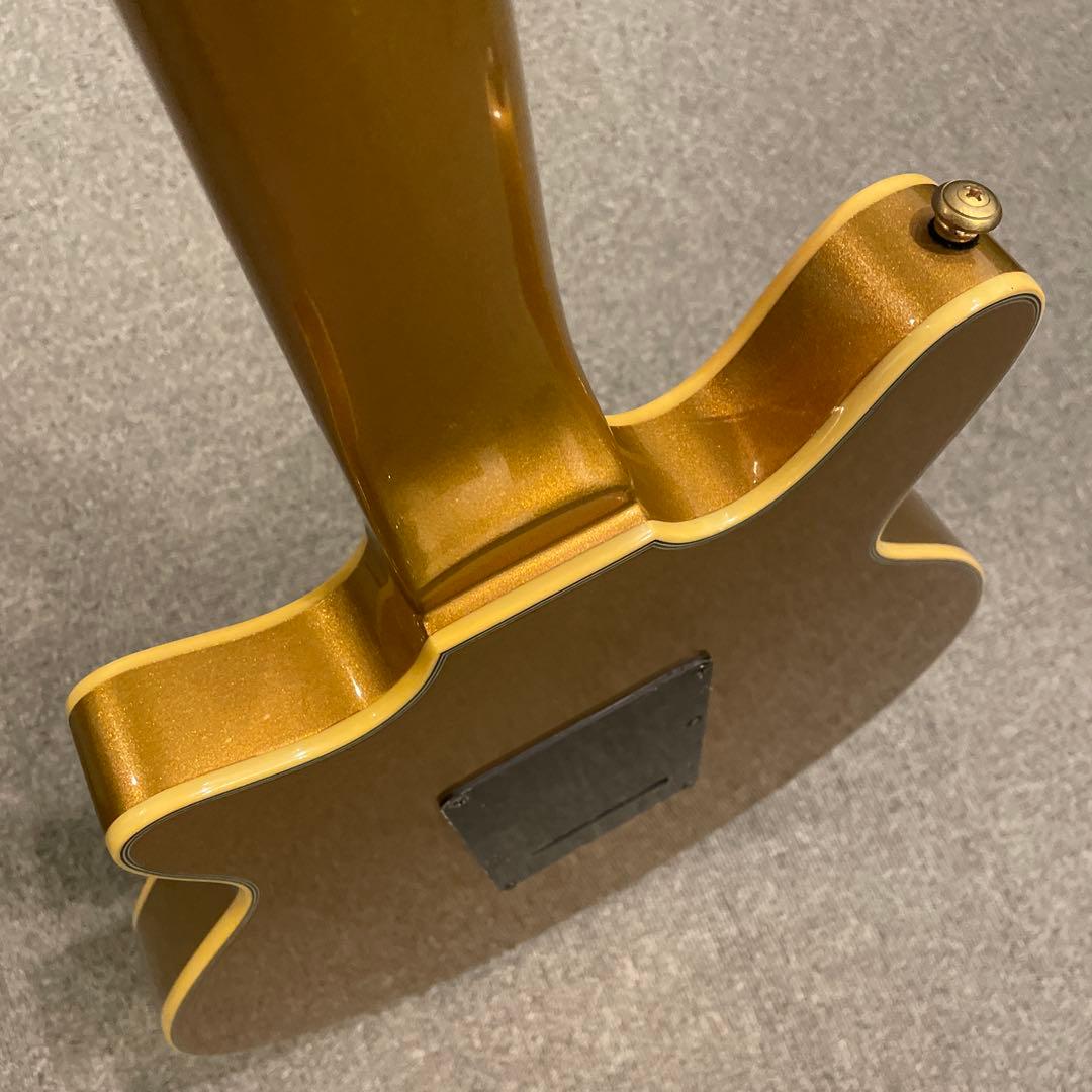 ブライアン・メイ・ギターズ ジュビリー・ゴールド・フィニッシュ 送料込