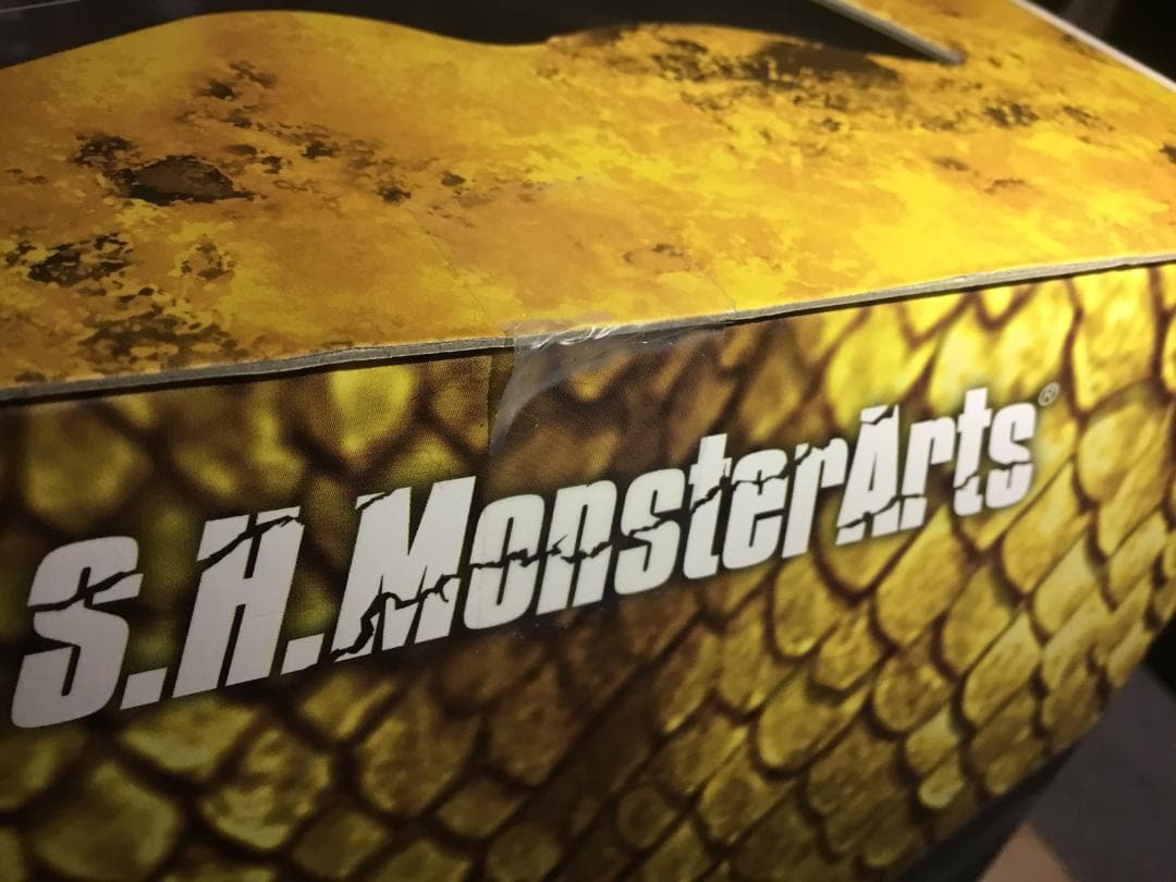 S.H.MonsterArts　キングギドラ