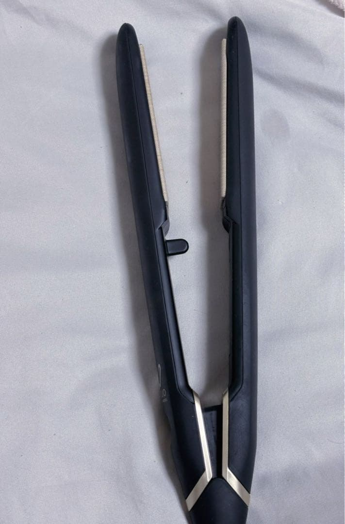 KINUJO ブラック ストレートヘアアイロン