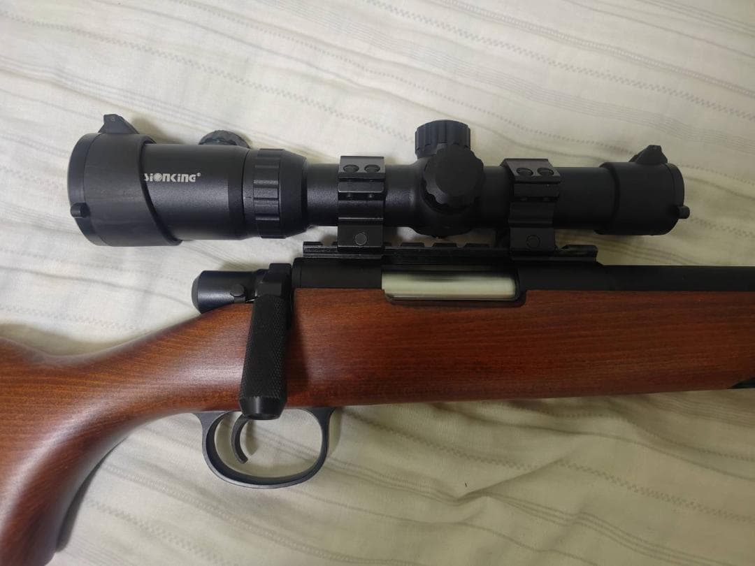 東京マルイ　VSR-10 プロスナイパー ベース フルカスタム。木製ストック等