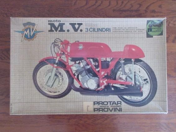 自動車 PROTAR (1/9) MV AGUSTA 500cc 3CILINDRI