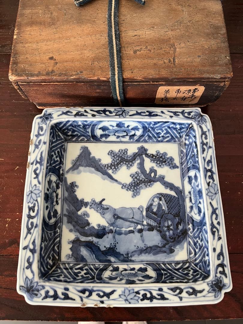 希少無傷　中国美術　明　天啓古染付　牛車に翁　紗綾紋　隅切角皿　古伊万里　清朝期