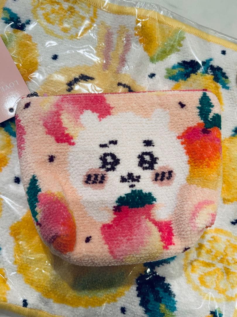 【未使用】ちいかわ&うさぎ　フェイラー　ポーチ+ハンカチ