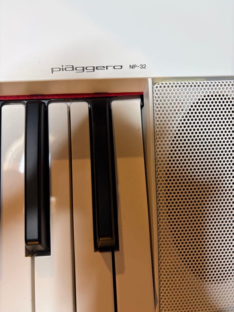 Yamaha Piaggero NP-32 ホワイト電子ピアノ