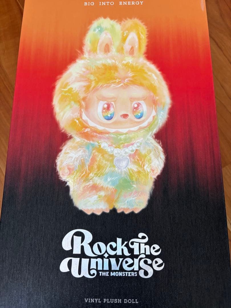 ラブブ　Big into Energy ROCK THE UNIVERSE 正規