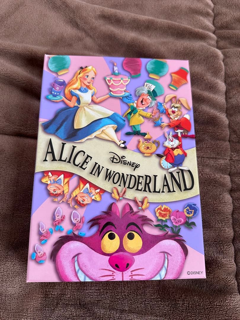 ディズニー 不思議の国のアリス 70周年 ピンバッジ