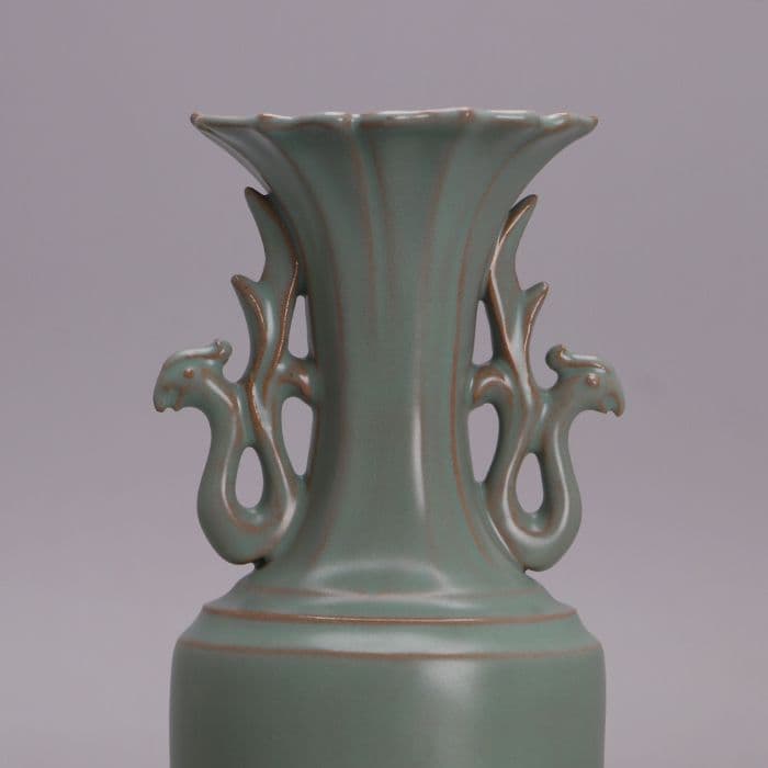 北宋元祐元年汝窯双鳳耳花口瓶  景徳鎮 陶磁器 装飾品 工芸品 美術品 置物