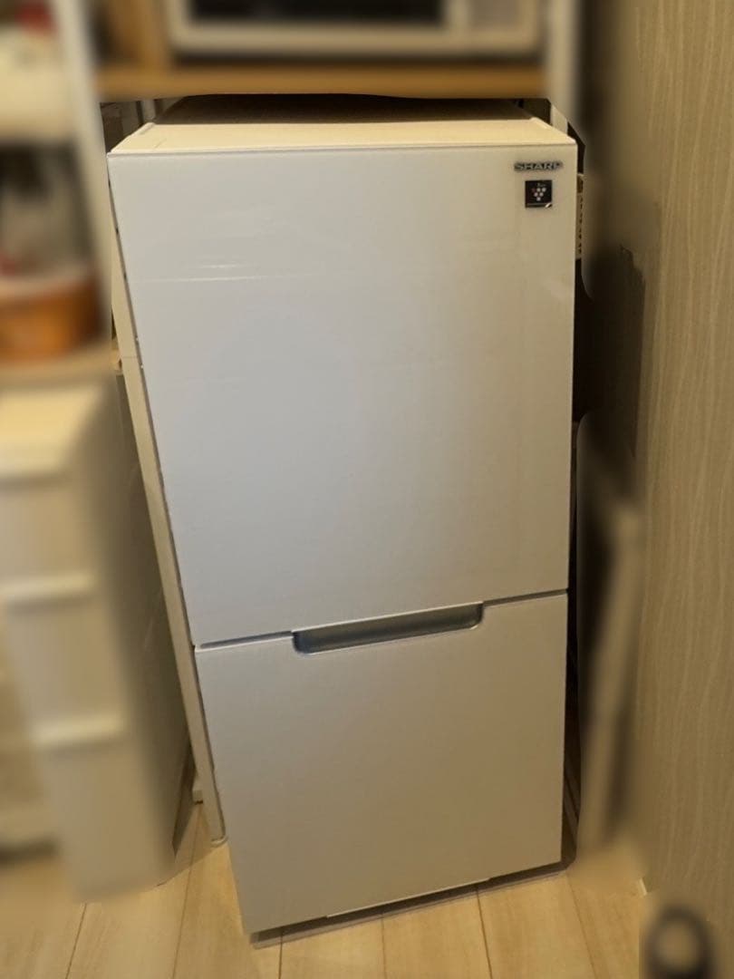 SHARP プラズマクラスター冷蔵庫　SJ-GD15J-W