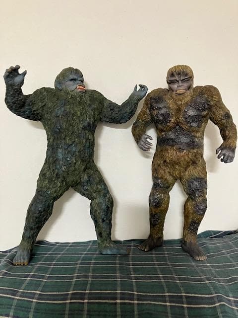 ★12/28まで値下げ★サンダ対ガイラ 塗装済み完成品 2体セット パラダイス