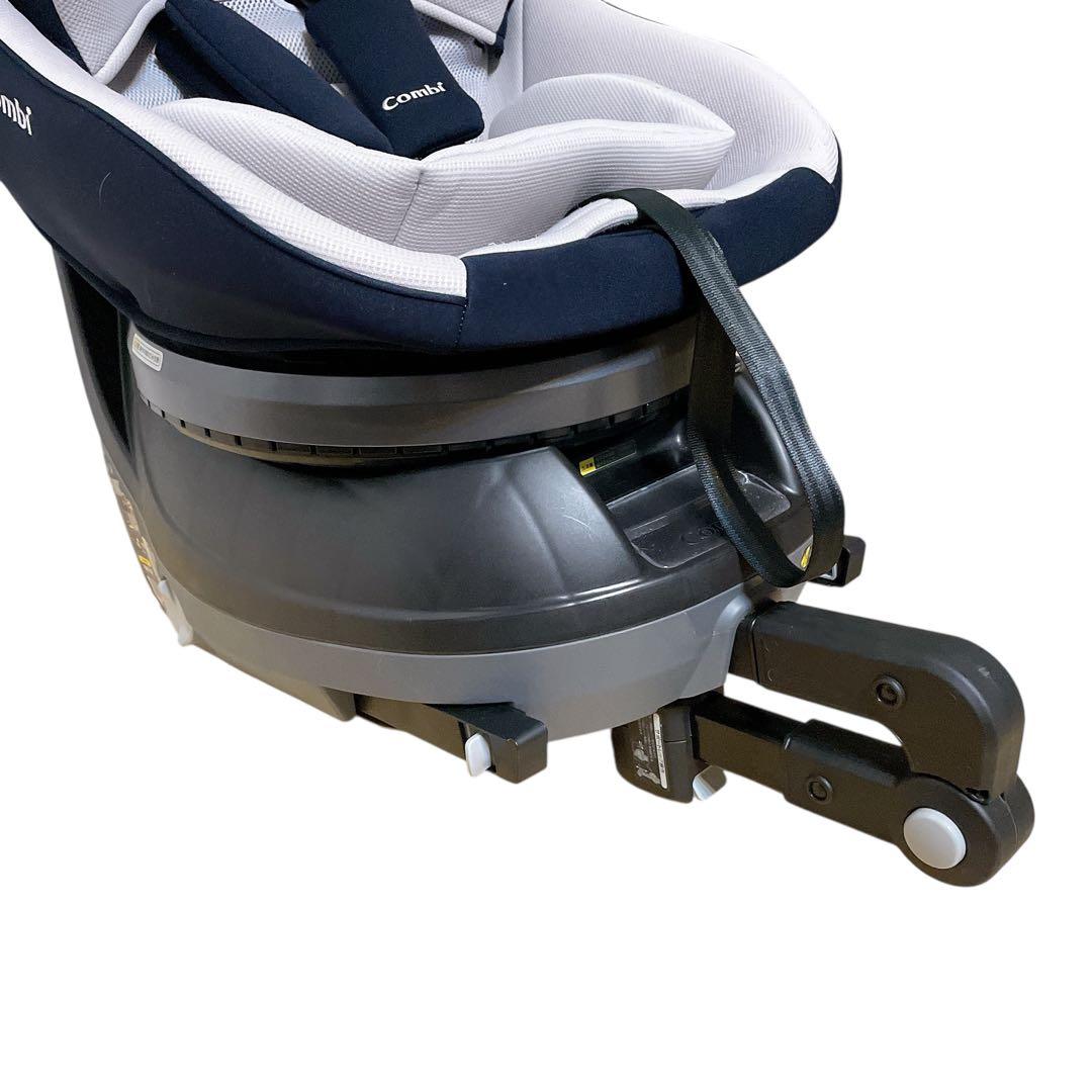 コンビ　クルムーヴスマート　Light ISOFIX ネイビー　新生児