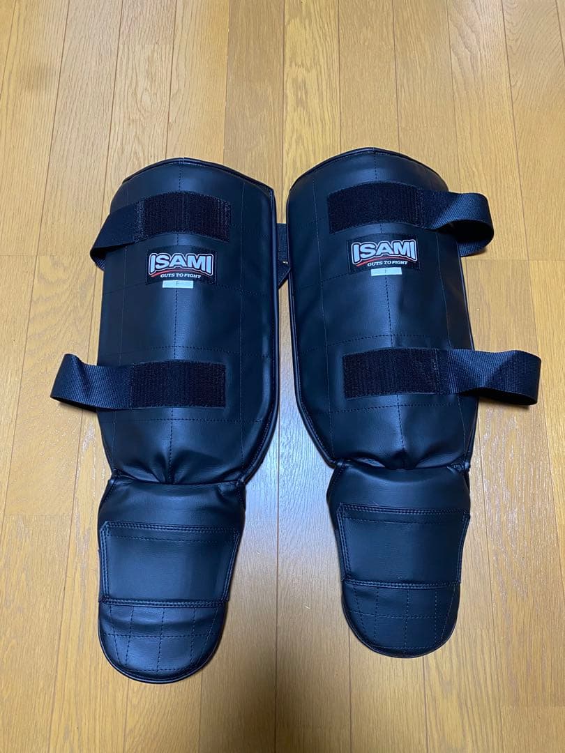 ISAMI レガース