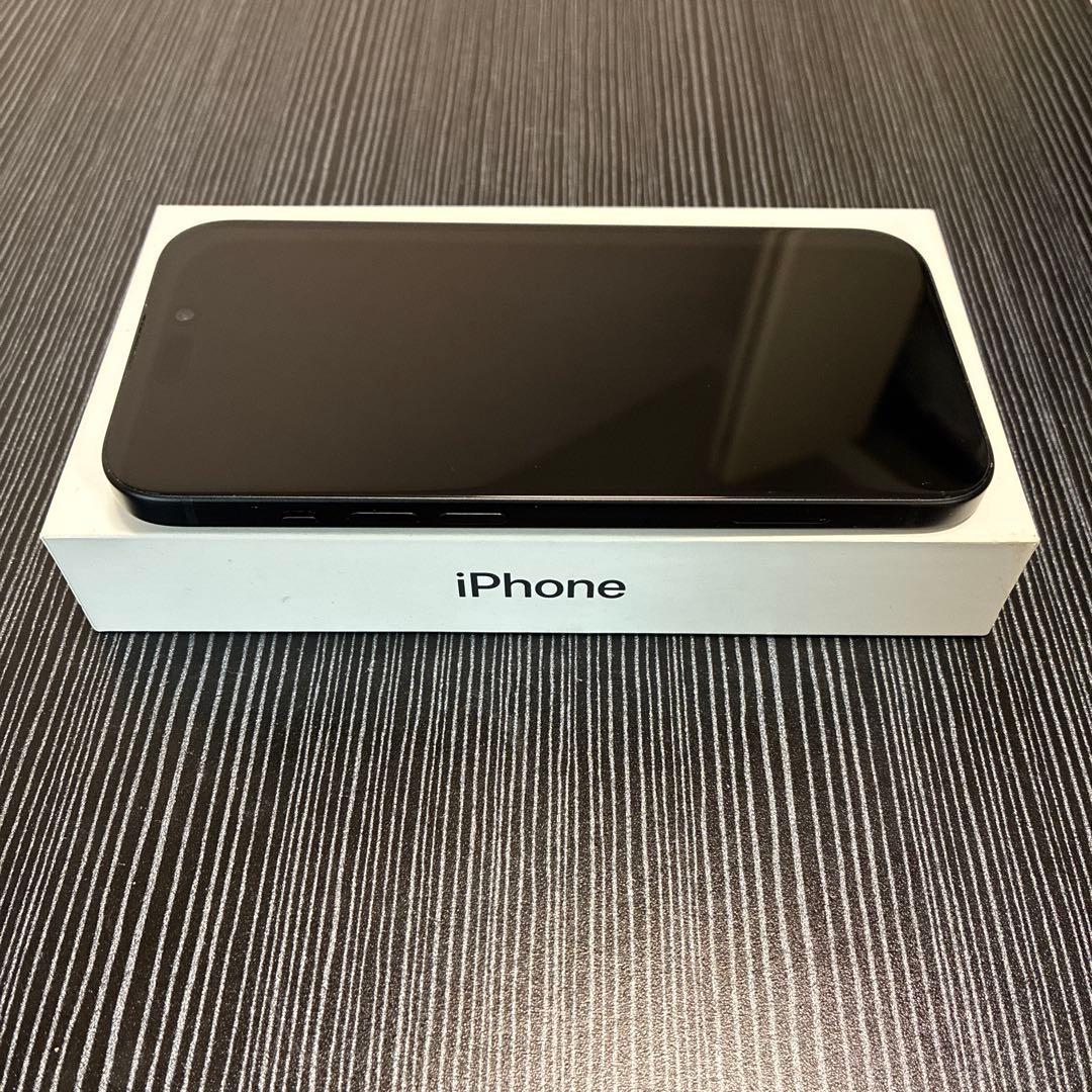 iPhone15 ブラック