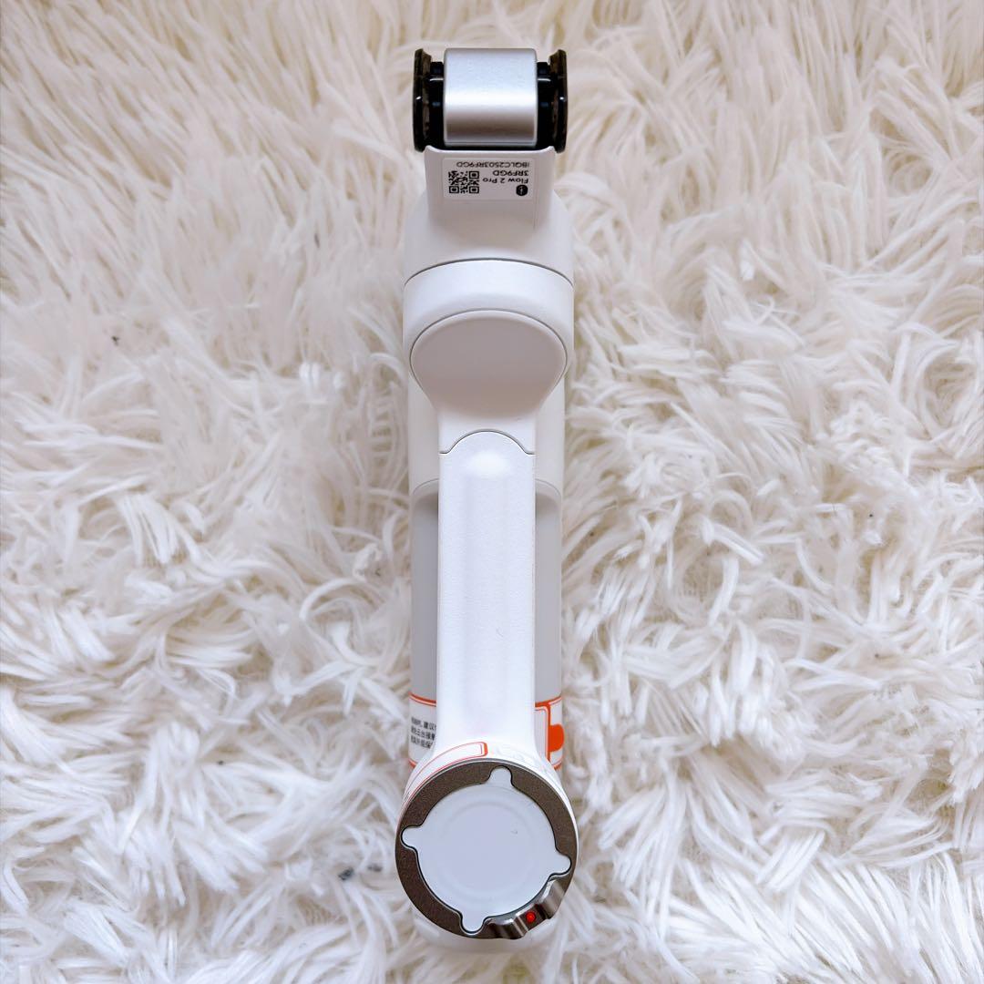 insta 360 flow 2 pro スマホ ジンバル サミットホワイト