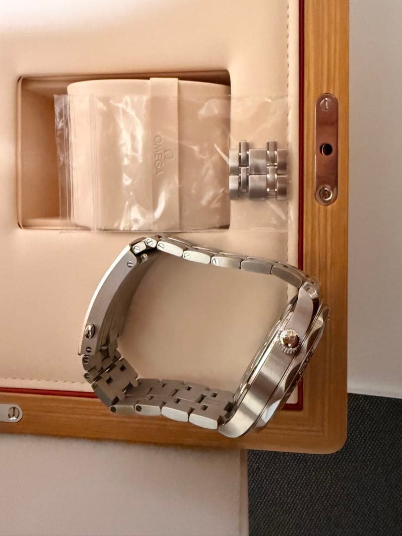 【25年12月購入/極美品】オメガ シーマスター ダイバー300M 国内正規店